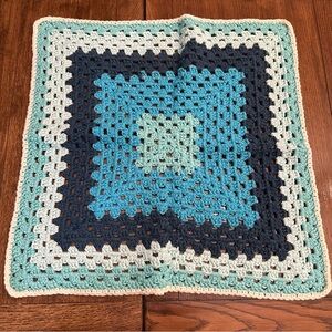 🔥 Handmade Crochet Square 21”x21” in Blue and Cream